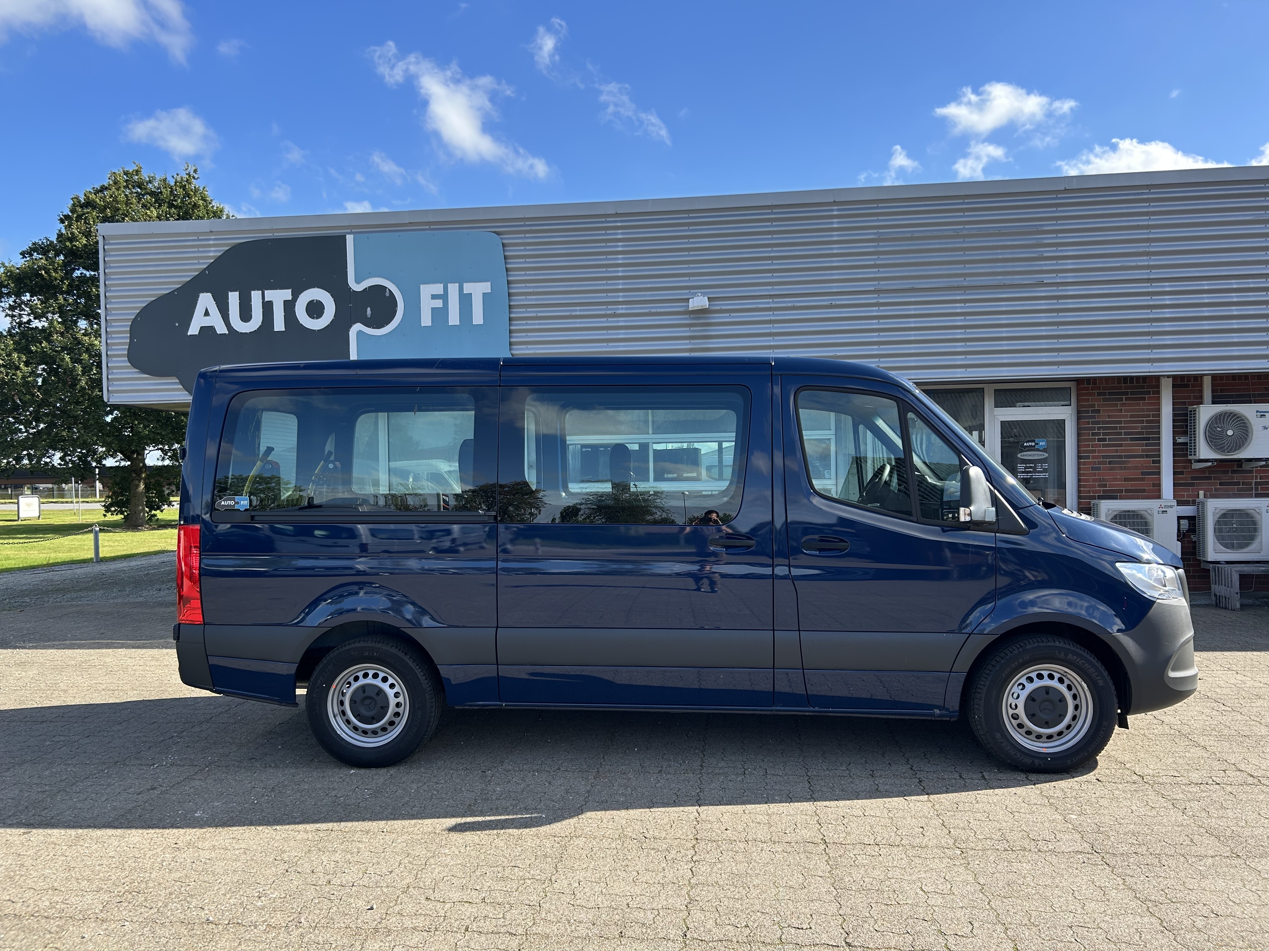 NY BIL - Mercedes Sprinter 221 CDI HC Tourer A2 | Minibus